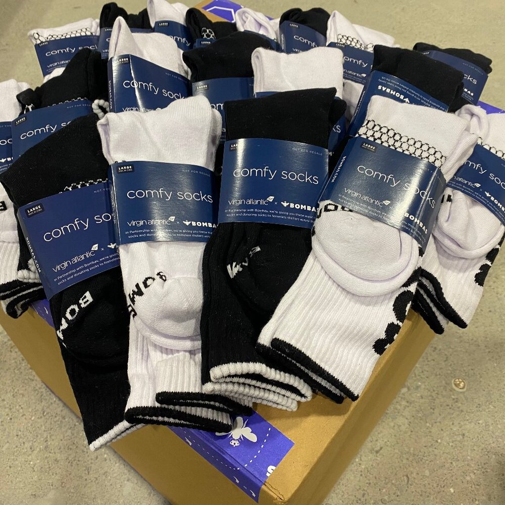 [48 Pairs] BNWT BOMBAS x Virgin Atlantic Vertical Logo Calf Socks LARGE - Black/
